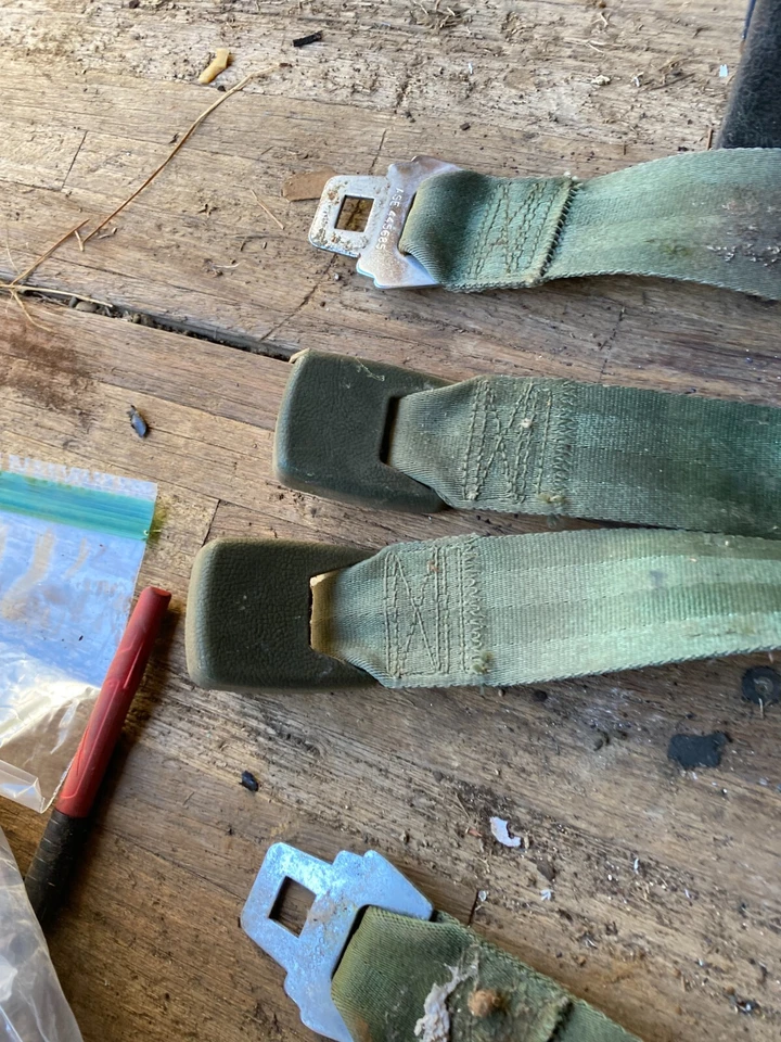 1971 Chrysler Newport Mopar Plymouth C Body Front Seatbelt Lot of 2 Pair Foto 2 de 4