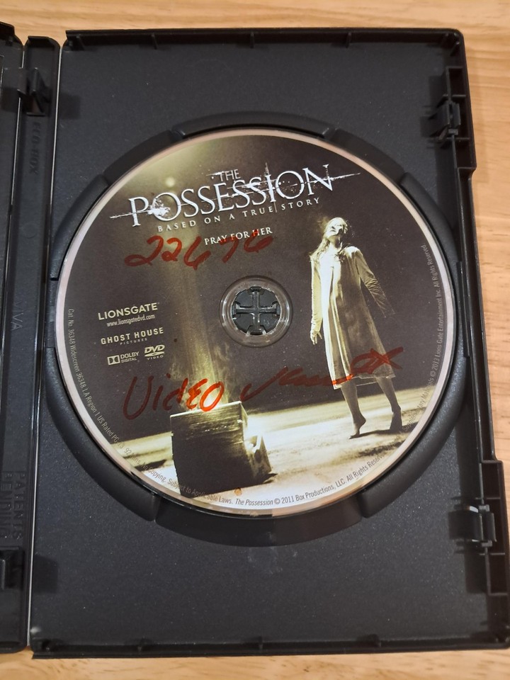 The Possession DVD Digital Copy Ultraviolet Horror Movie Lionsgate Sam ...