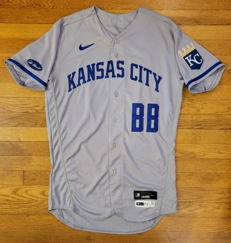 KANSAS CITY ROYALS 2022 Bat Boy MLB Cert Game Issued Used Worn Jersey