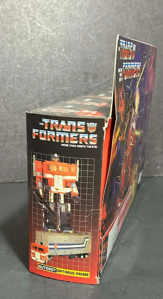 Transformers G1 White Optimus Prime Transforming Toy Figure K.O. U.S. seller - Image 3 of 4