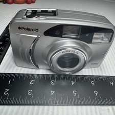 Polaroid PZ2001 35mm Point  Shoot Film Camera Has Power With Batteries