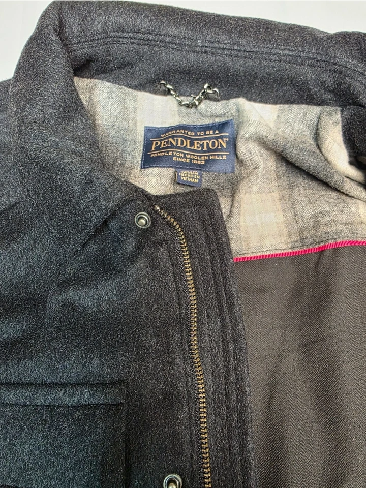 NWT PENDLETON Woolen Mills Coat Jacket Men’s Reversible 80% Wool MSRP $279 - Image 2 of 4