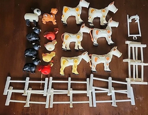 VTG Fisher Price Little People Farm Animals Cow Dog Sheep Pig Barn Figures