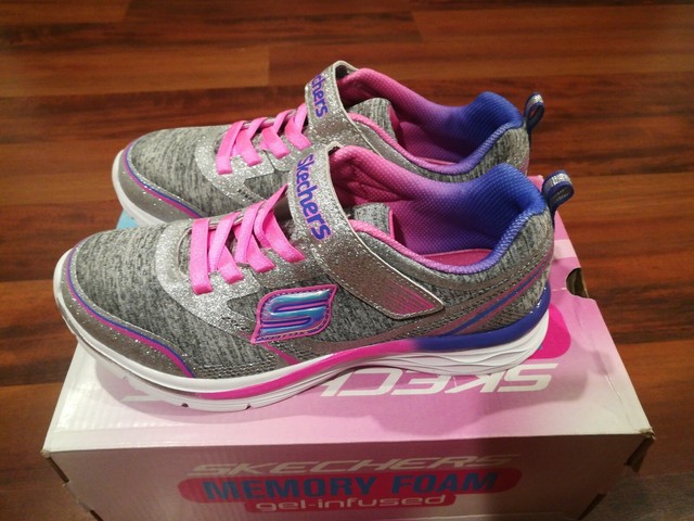 skechers dream n dash