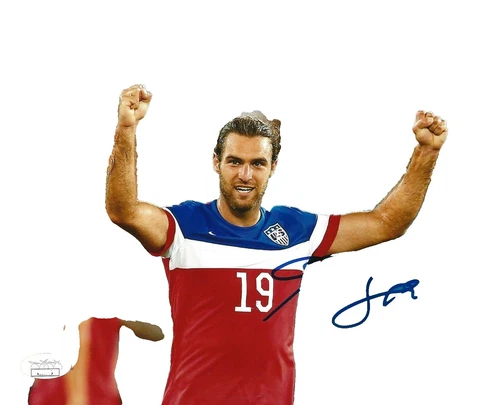 Graham Zusi Soccer Original Autographed Items