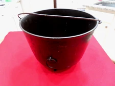 Antique Wagner Sidney #8 Cast Iron 3 Leg Bean Pot, Cauldron Kettle 10 1-2” L815