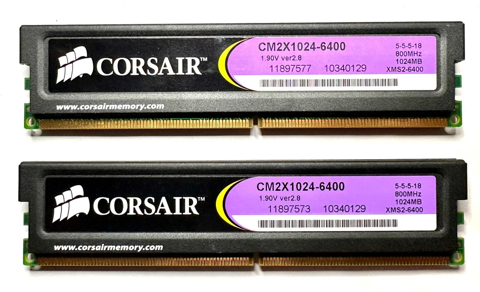 2 x 1 GB DDR2-PC2 6400 800 MHZ CORSAIR CM2X1024-6400 coppia memorie RAM 240 poli - Immagine 2 di 2