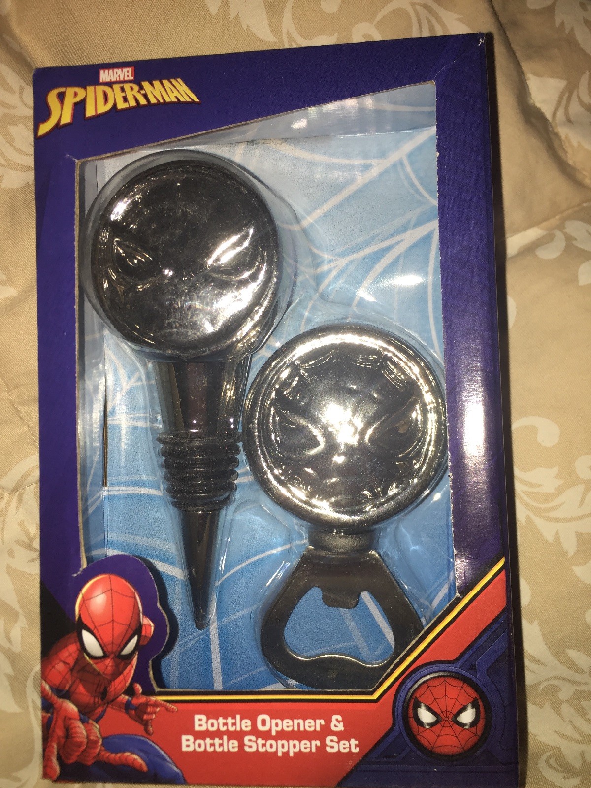 Marvel Spider-Man Bottle Opener & Bottle Stopper Set Bar Bar