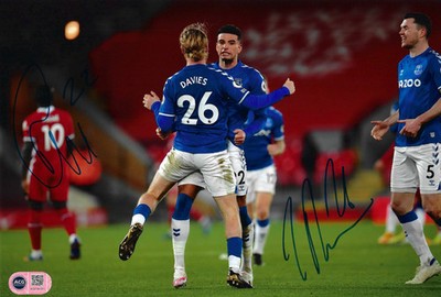 BEN GODFREY & TOM DAVIES SIGNIERT 12x8 ANFIELD WIN (ACG CERT AG18151)