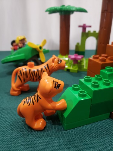 Lego Duplo MIX SET Tropical Island+ Safari Jungle Animals+PLANE+ T-REX+Minifigs - Picture 12 of 23