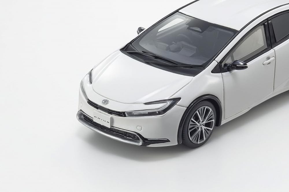 Kyosho Original 1/43 Toyota Prius Z Hybrid (White) Completed