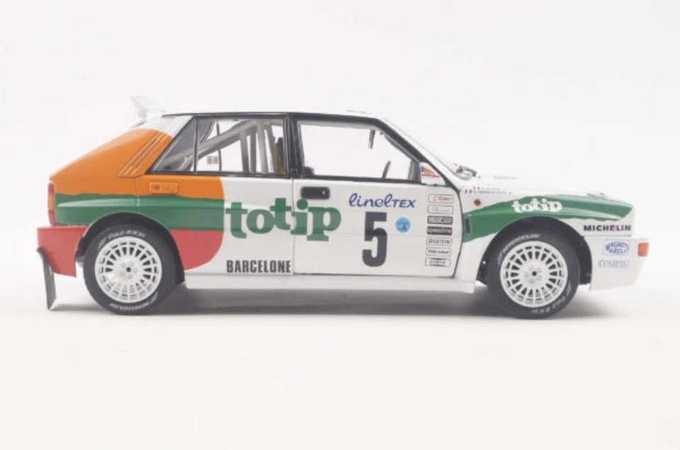 Lancia Delta HF Integrale #5 Rally Monte Carlo 1993 Bianco Aghini 1:18 Solido - Immagine 3 di 4