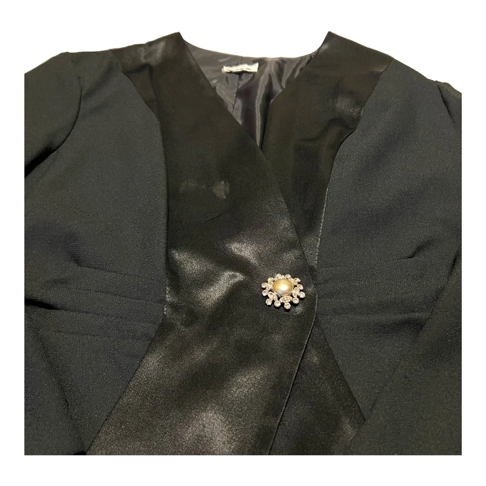 Vintage Patra Womens Black Satin Long Sleeved Blazer Jacket 11-12 Flower Button - Image 2 of 4