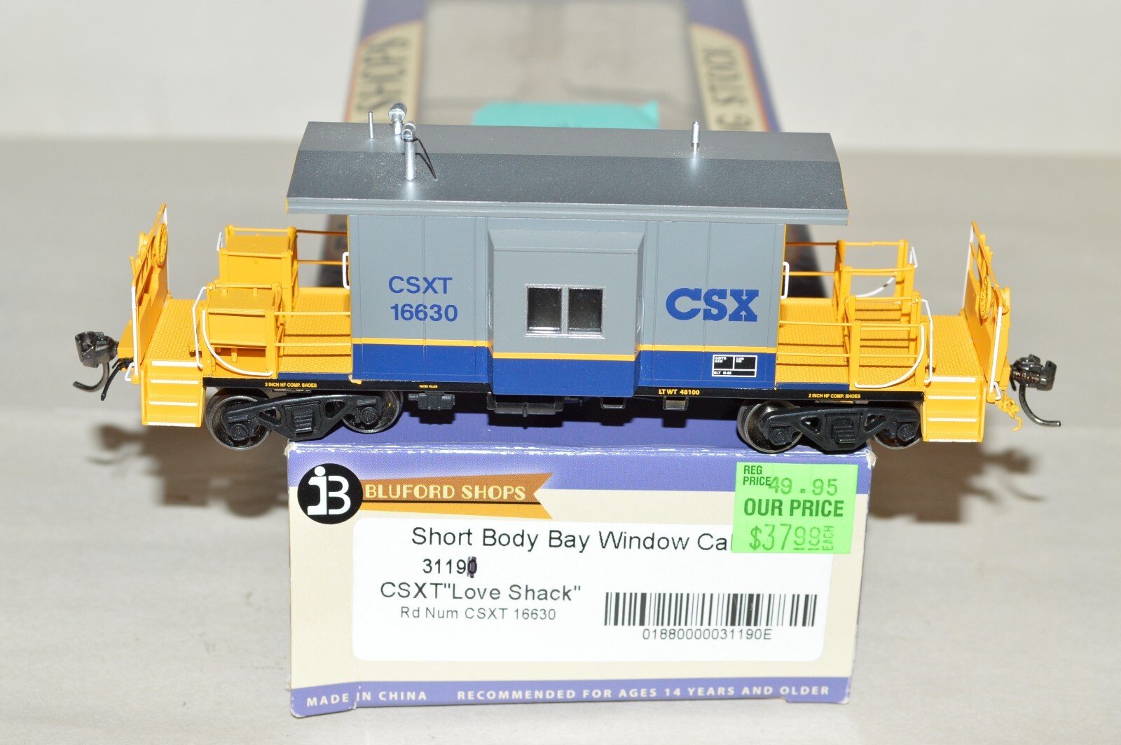 HO scale Bluford Shops CSX Transportation LOVE SHACK transfer caboose car train