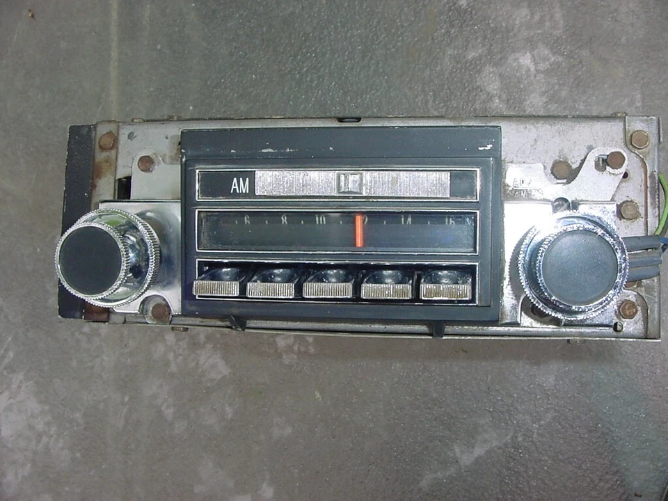 1966 66 1967 67 Buick Skylark GS GRAN SPORT ESPECIAL DELCO Am Fm RADIO + NUEVO FADER Foto 2 de 4