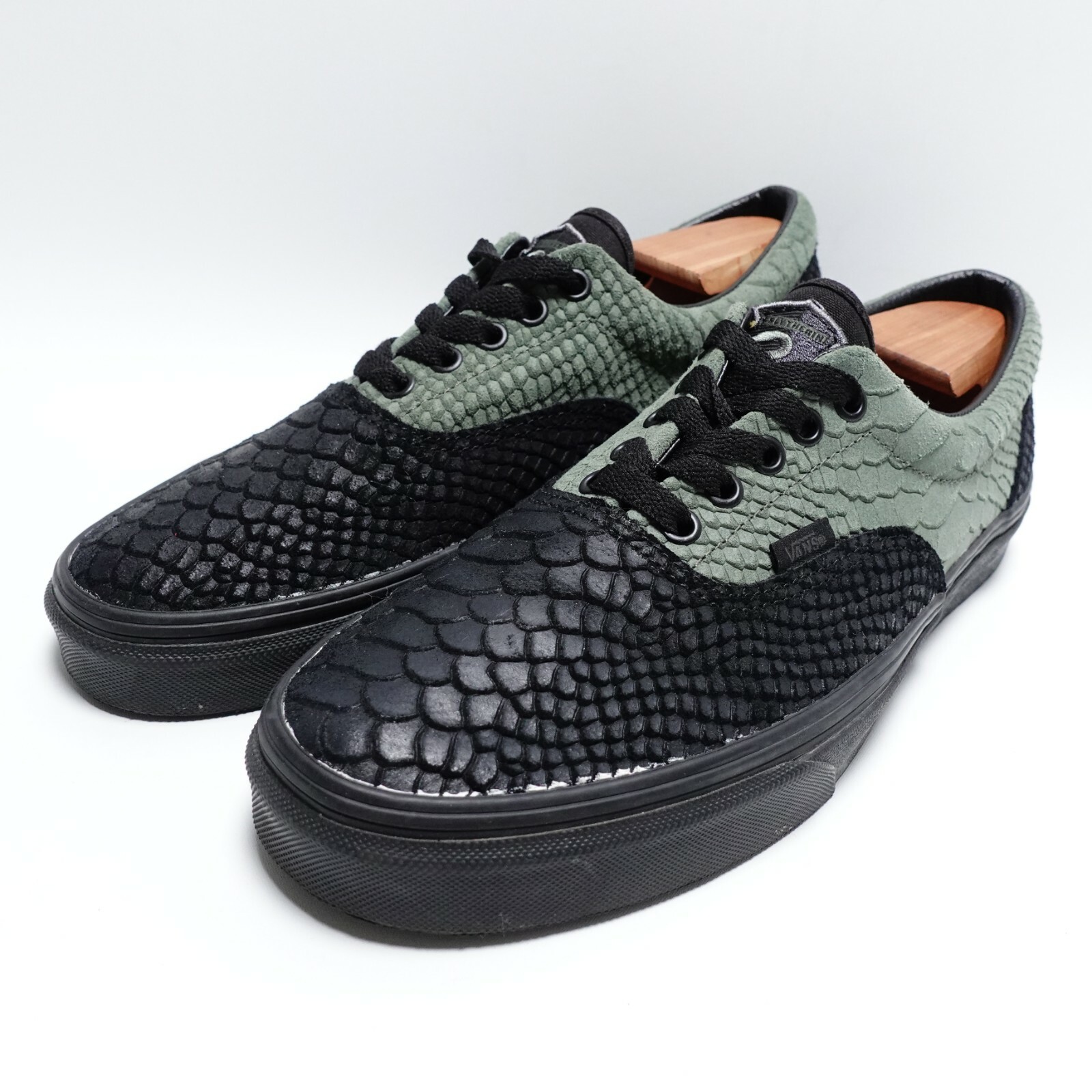 vans slytherin shoes