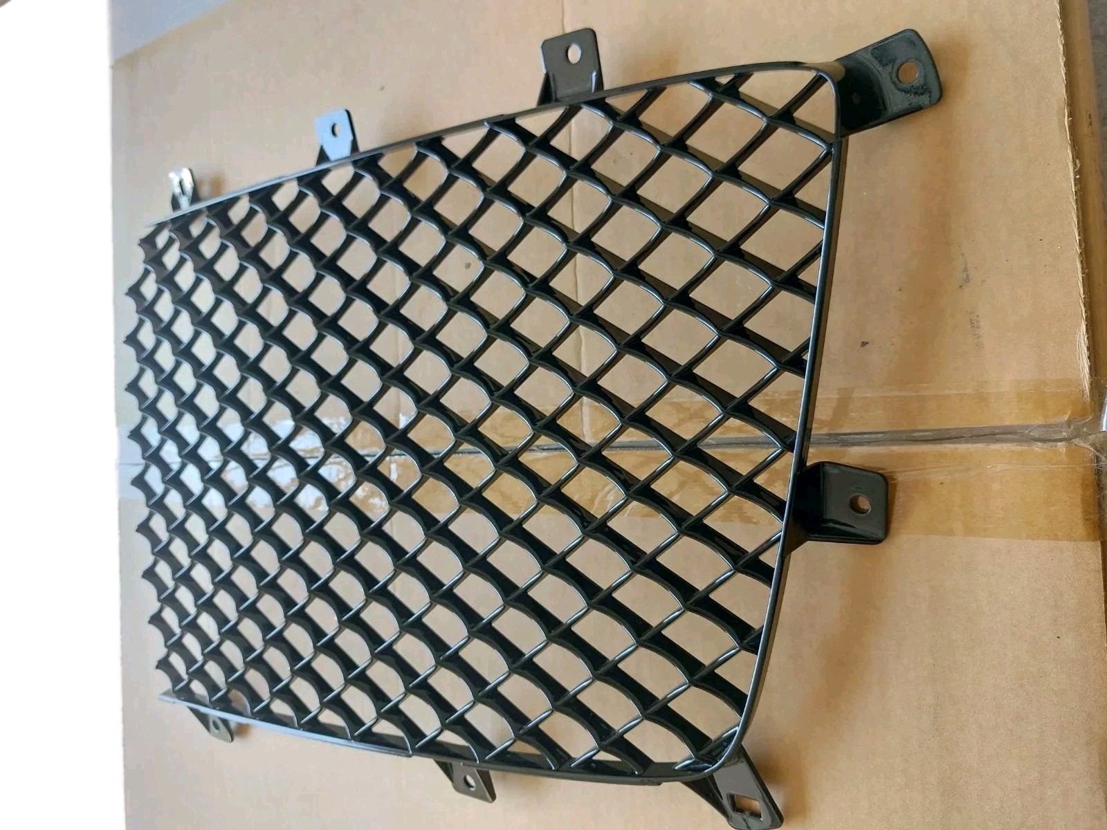 Bentley Bentayga LT Front Bumper Radiator Grille OEM Black 36A853683