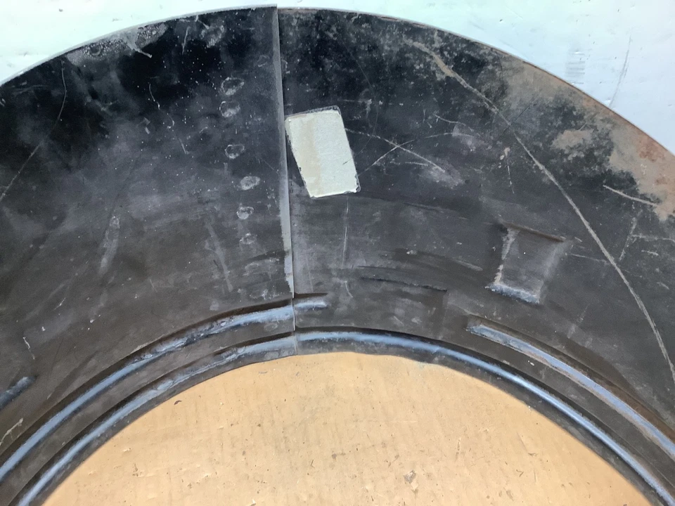 Cubierta de ventilador de metal NOS C3 68-72 Corvette 350 327 SBC GM # 3938943 sin aire acondicionado OEM Foto 2 de 4