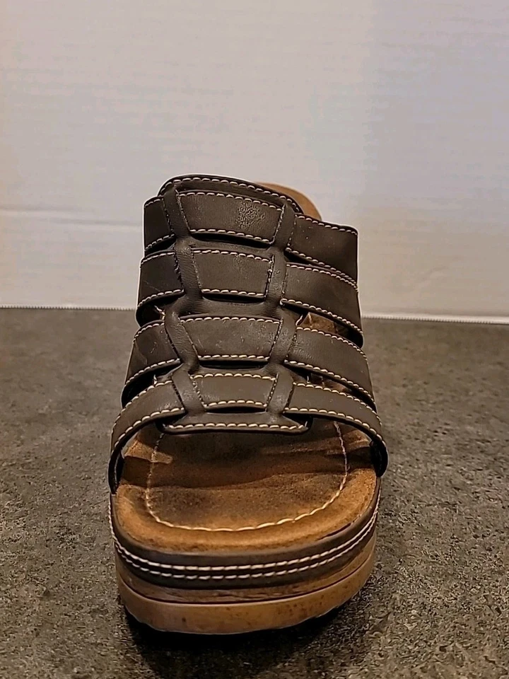 Bongo Women's Vintage 90s Y2K US7M Brown Leather Wooden Chunky Platform Sandals - Image 2 of 4