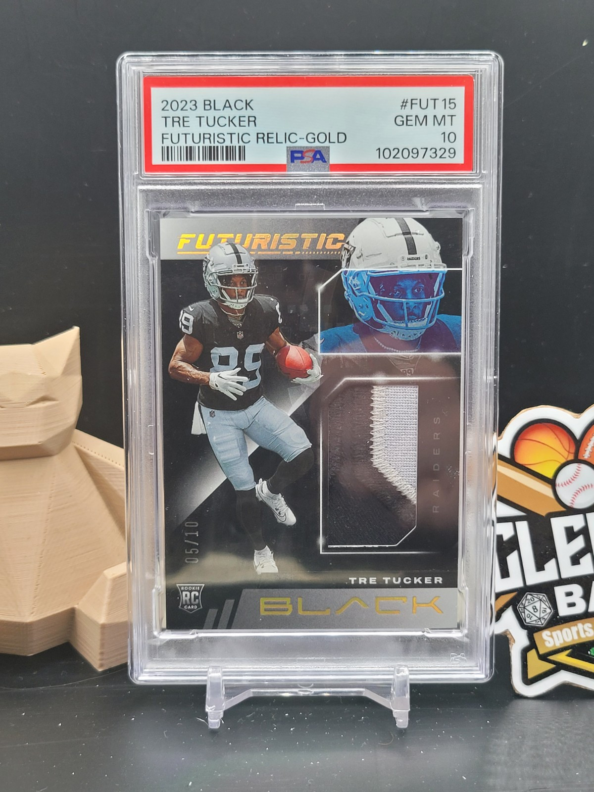 Tre Tucker Panini Black Futuristic Relics #FUT15 Gold