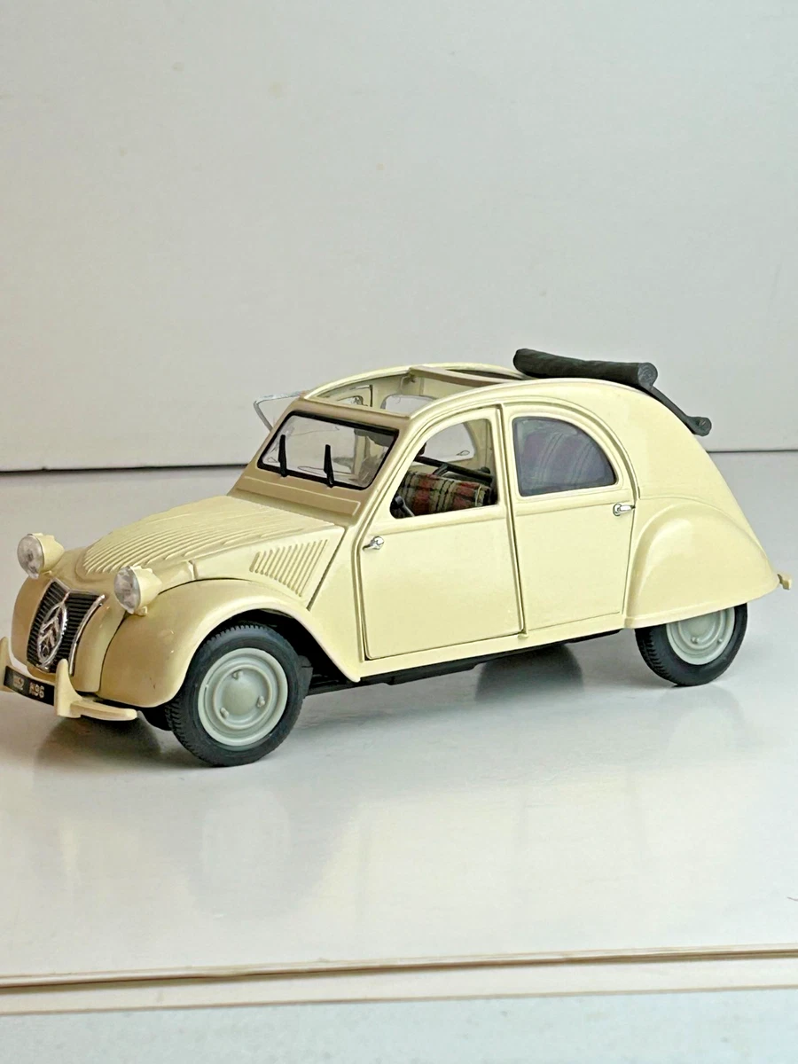 Miniature Maisto 1/18 – Citroën 2CV 1952 – Vert Kaki – LJ525 Old Friends