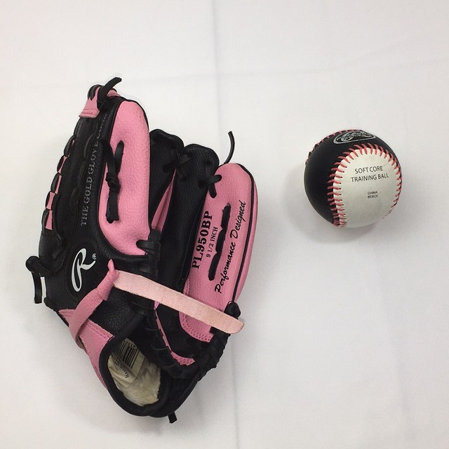 RAWLINGS 9" Baseball Glove for Girls Pink PL950RH Basket  LeftHand