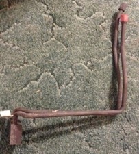 397100r91 - A New Hydraulic Manifold Line For An Ih 656, 664, 2656 Tractors