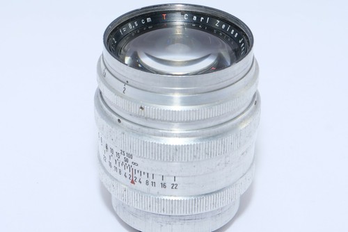 Leica TM Zeiss Sonnar 8.5cm f2 T FAST telephoto lens. Circa 1946. Sony a7R IV - Picture 12 of 12