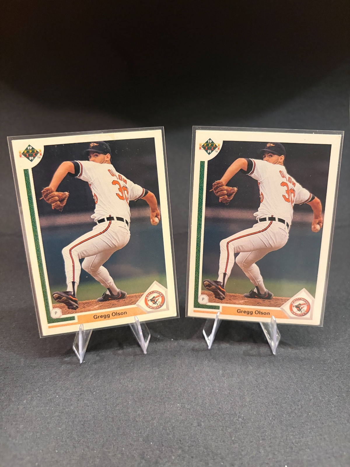 (Lot of 2) Gregg Olson Baseball Cards