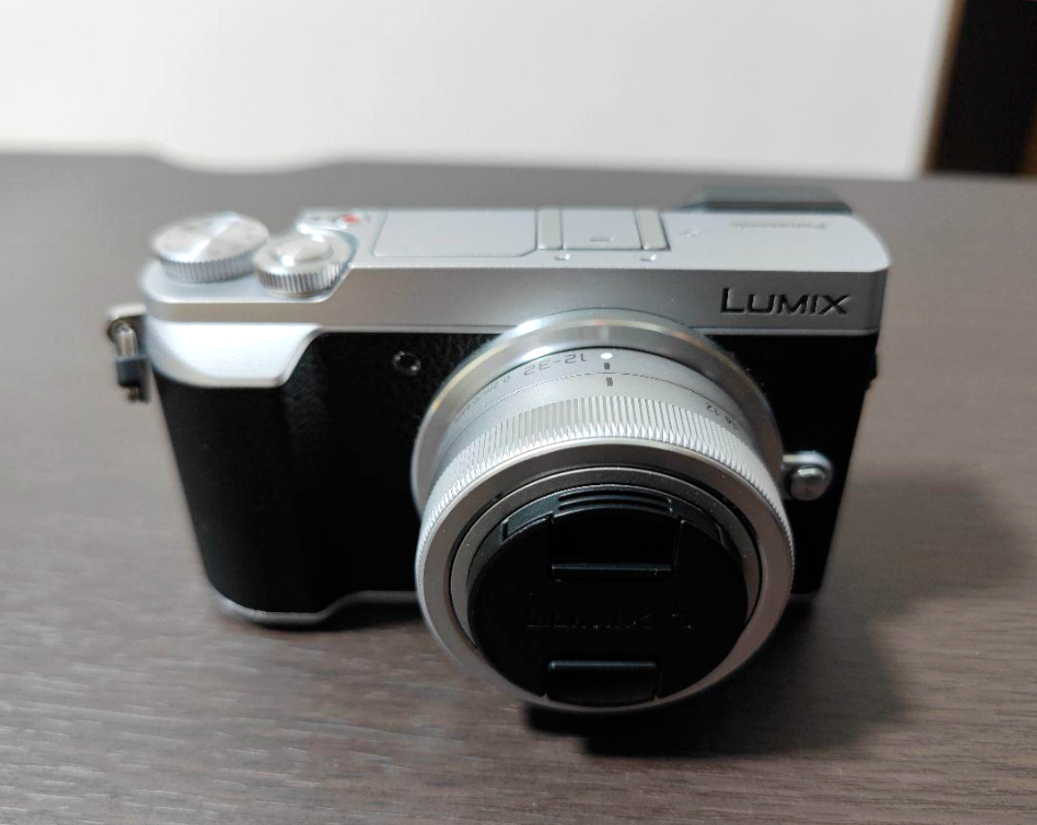 Panasonic LUMIX DMC-GX7 Mark II K Mirrorless Camera Near