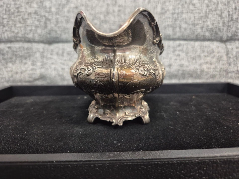 Antiguo bote de gran salsa Gorham de plata de ley Chantilly. Circa 1899 Foto 3 de 4