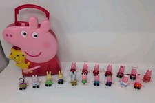 Peppa Pig Plastic Carry Case with Handle  17 Figures Lot No Duplicates '03-08