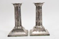 Q83B76- Paar antike Metall Kerzenleuchter versilbert und geschwert um 1900