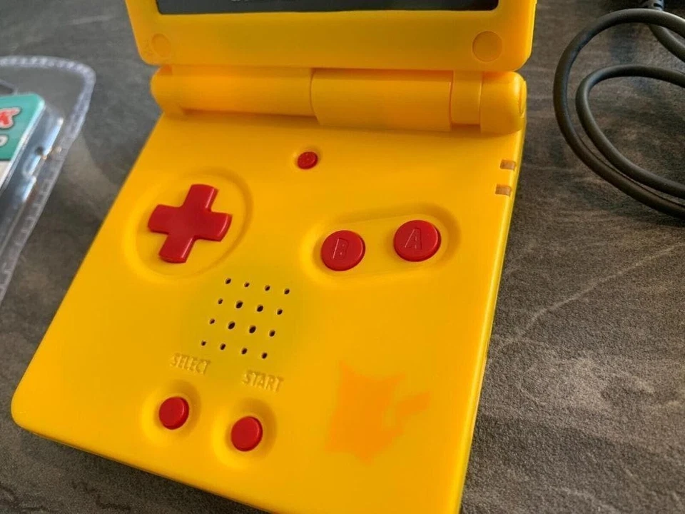Nintendo Game Boy Advance SP Pikachu Edition Yellow Console Tested Japan - Image 3 of 4