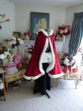 Braut Knielänge Kapuze Hochzeit Umhang Cape Kunstpelz Schals Lange Brautmantel