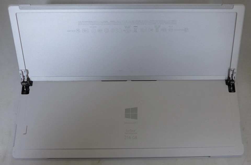 Microsoft surface pro 3, 13', Silver, i5, 8GB, 256GB- Touch doesn't work - Image 4 of 4