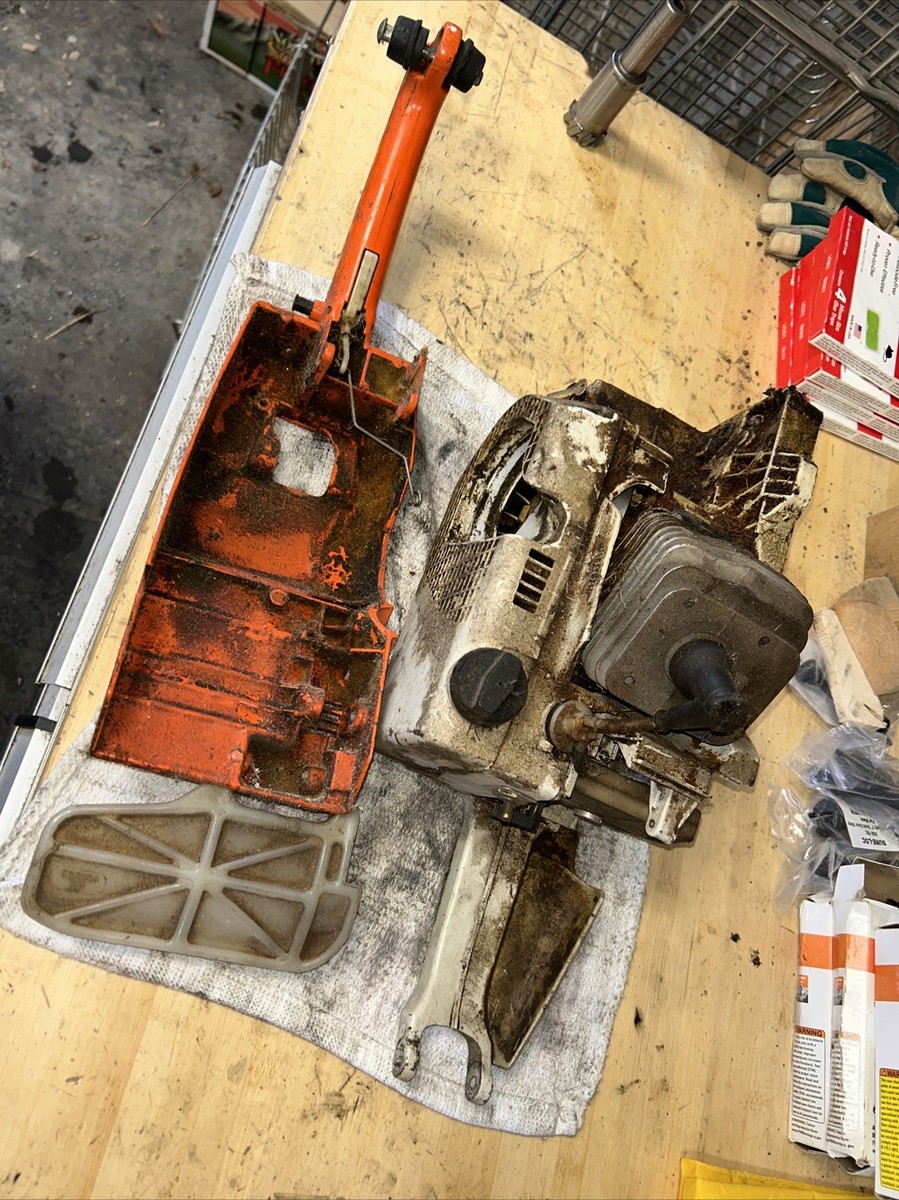 Stihl 031 AV Chainsaw For Parts Or Repair Motor Turns