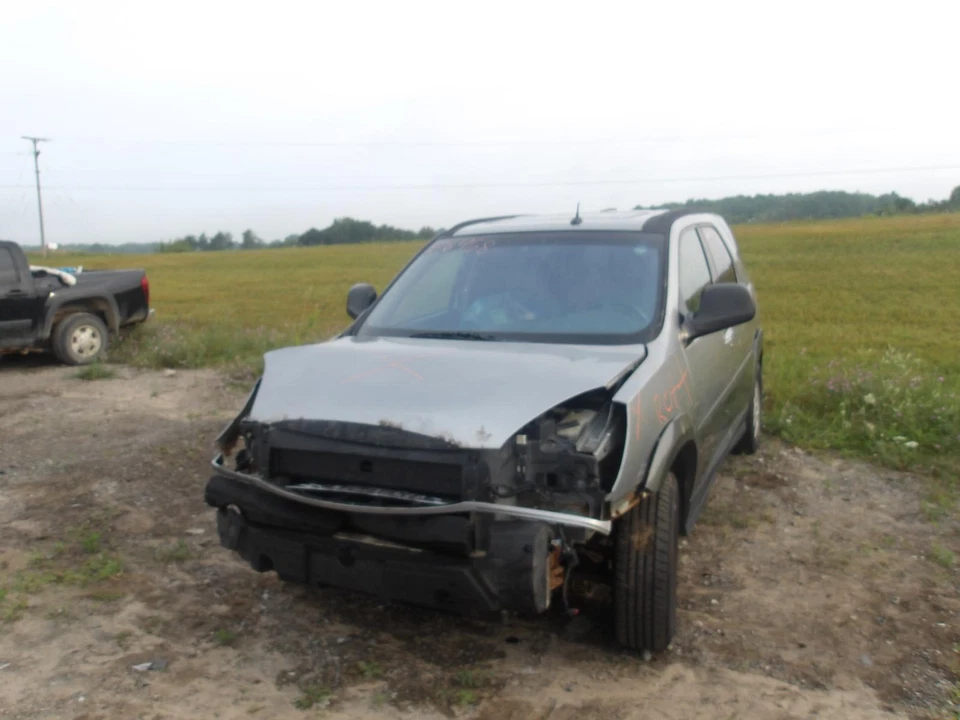 Brazo de control inferior inferior delantero izquierdo usado se adapta a: Buick Rendezvous 2004 delantero Foto 2 de 4