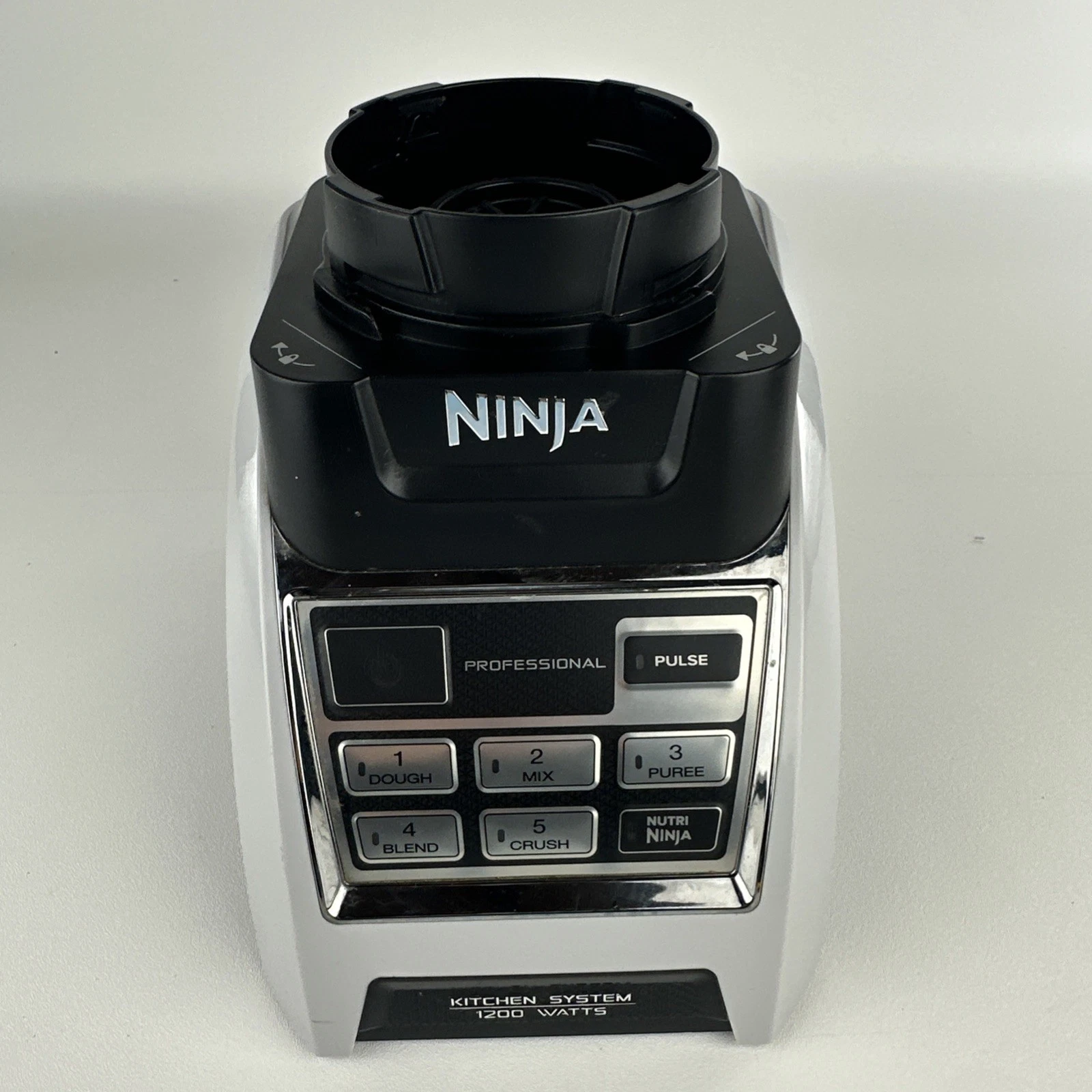 Ninja BL685 30 1200W Professional Kitchen System Blender Tested Works BASE ONLY