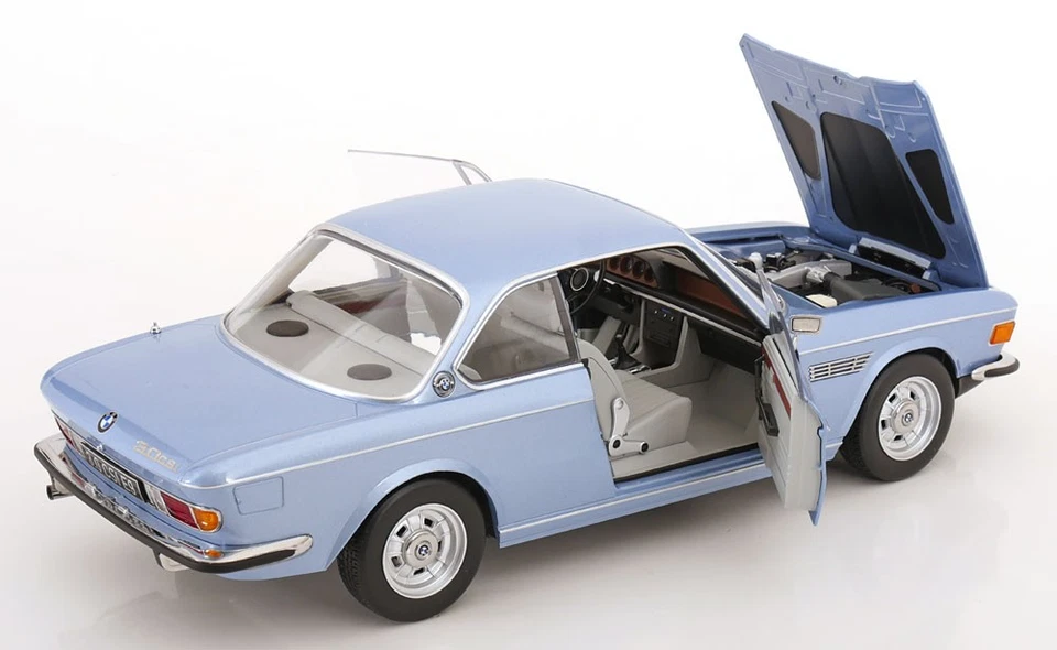 KK Scale 1:12 BMW 3.0 CSI E9 LIGHT BLUE METALLIC WITH ALUMINIUM RIMS 1971  - Image 4 of 4