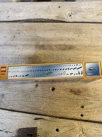 LEGO CREATOR: Lakeside Lodge (31048)