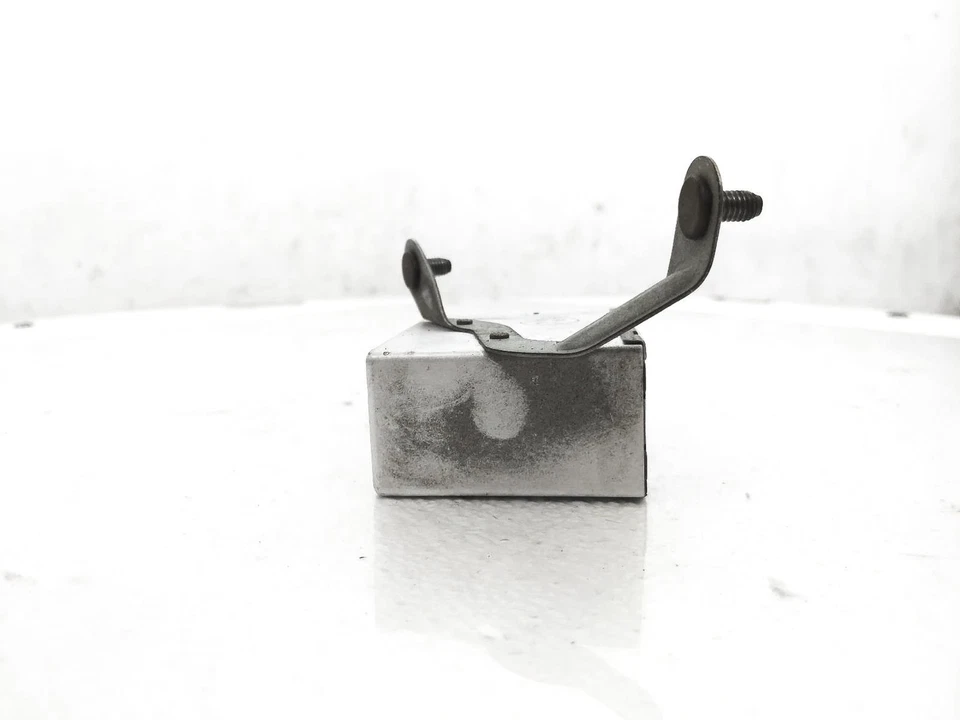 Unidad informática módulo de control de crucero Toyota Camry 1992-2001 88240-33140 Foto 3 de 4