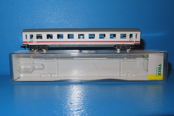 Minitrix 18052 Spur N IC- Abteilwagen Av 1.Kl. Der Db Neu In Ovp#8592-image