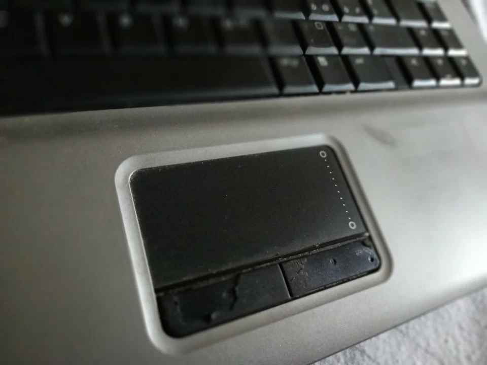 Notebook HP Compaq 6720s T5270 1.40Ghz 1GB 120Gb HDD - Immagine 4 di 4