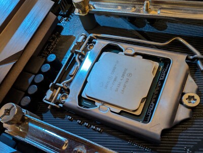 ASUS ROG Strix Z270F Gaming Motherboard, Intel Core i7-7700K CPU +