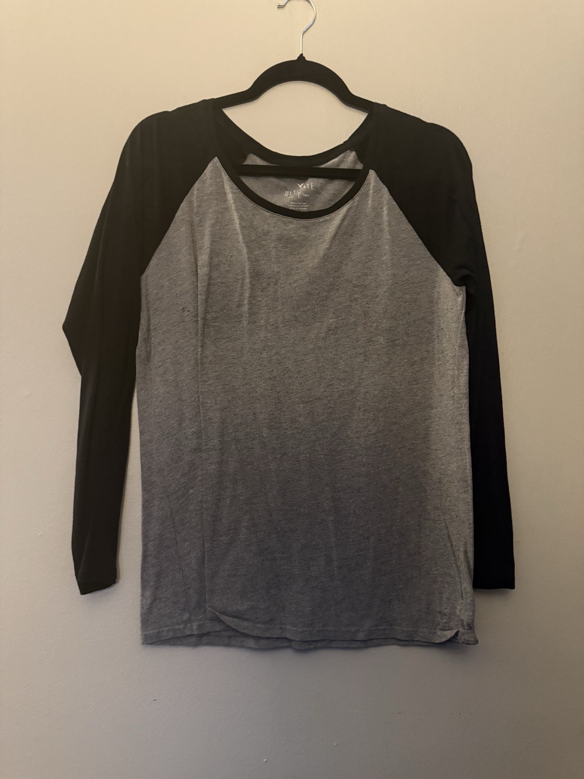 American Eagle Women's Ultimate T XL Grey Long Sleeve