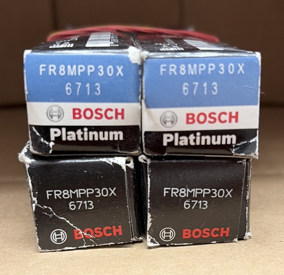 New Lot of 4 Bosch 6713 Platinum Plugs FR8MPP30X New Old Stock