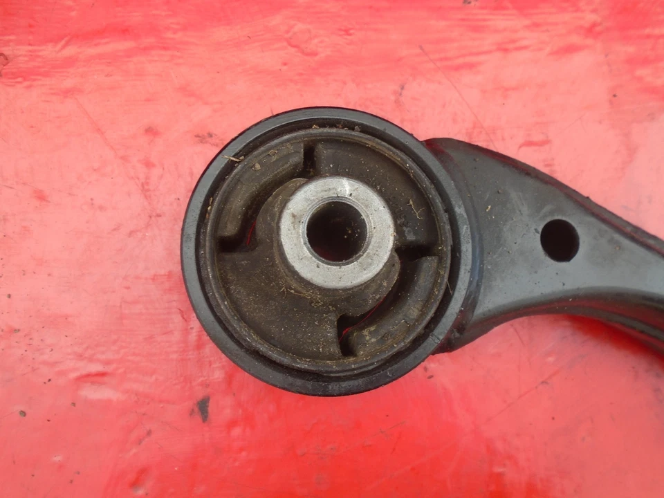 03 04 05 HONDA CIVIC FRONT LOWER CONTROL ARM LCA SET PAIR BOTH 1.7L SOHC OEM - Image 4 of 4