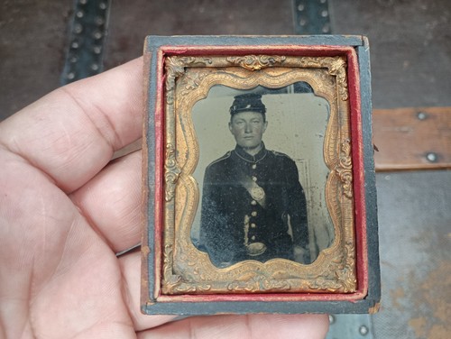 SNY 9th Plate Tintype Civil War Soldier Armed Ornate Bowie Handle Half Case 