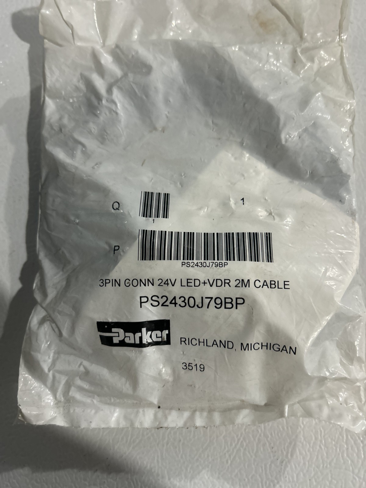 PARKER PS2430J79BP 24V LED + VDR 2M Solenoid Valve Connector Cable - 3 Pin -